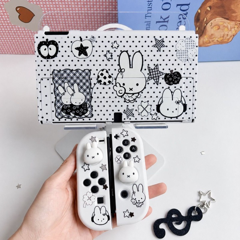 Gaming Console In Tv - Casing Pelindung Miffy yang Lucu untuk